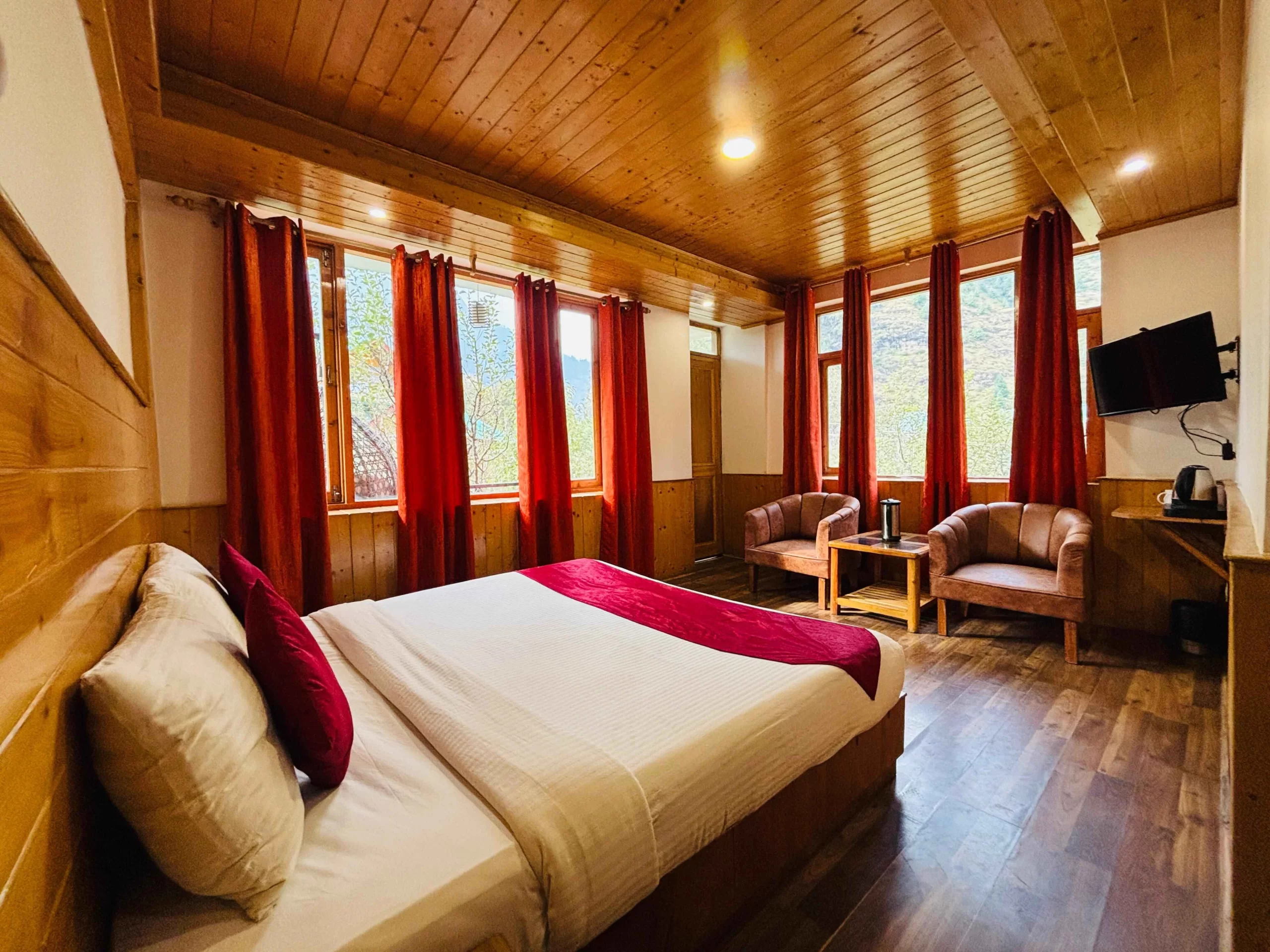 Premium Room in Solang Valley