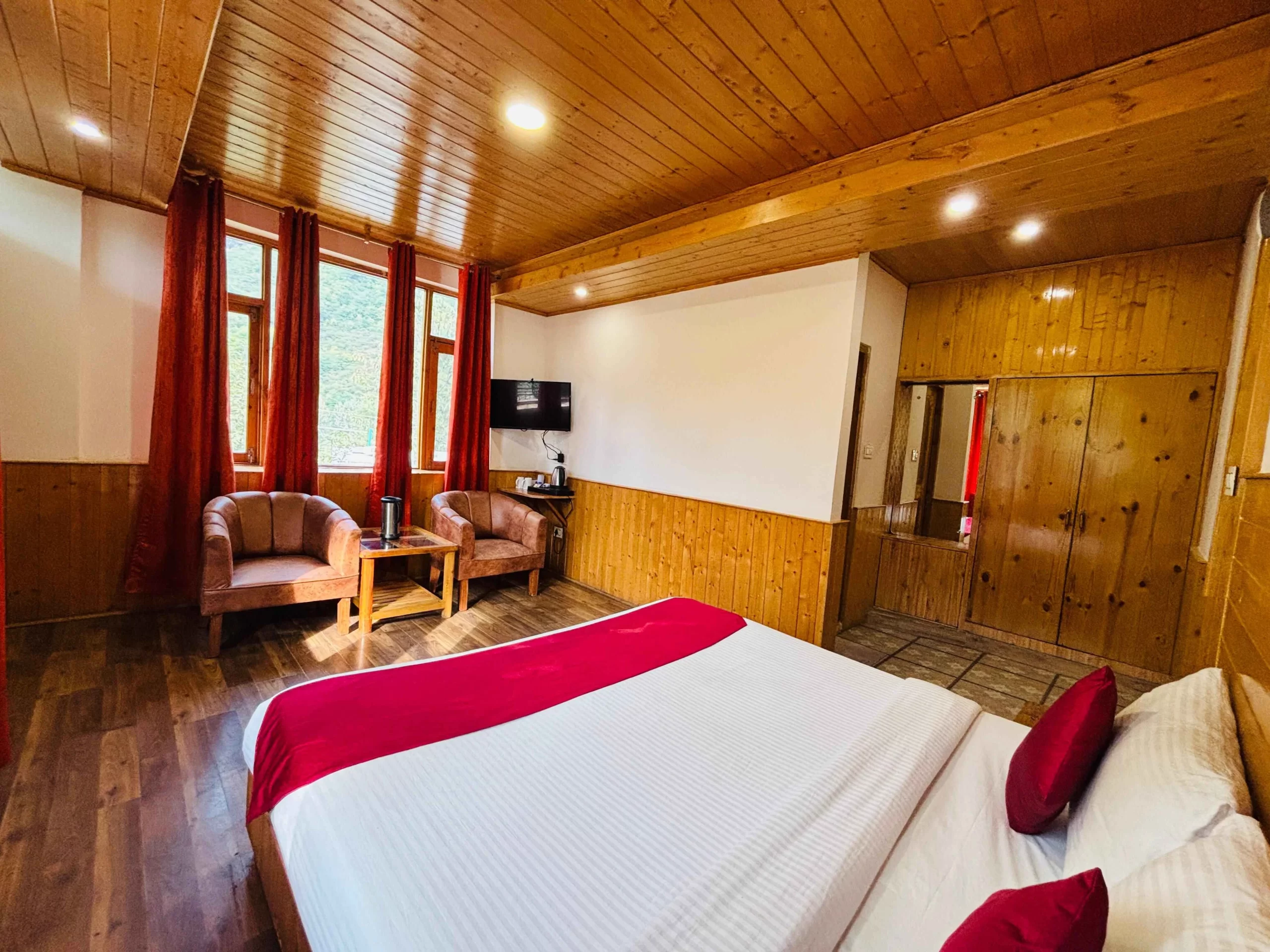 Premium Room in Solang Valley